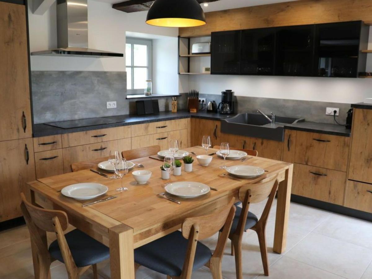 Gite 18Eme Renove Avec Piscine Couverte, Terrasse, Loisirs Et Wifi - 6 Pers. - Fr-1-426-432 Les Herbiers Exterior foto
