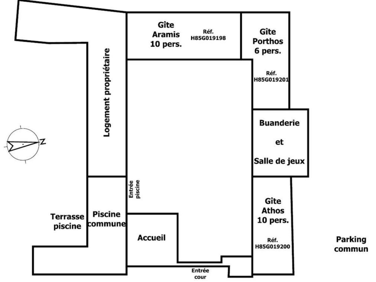 Gite 18Eme Renove Avec Piscine Couverte, Terrasse, Loisirs Et Wifi - 6 Pers. - Fr-1-426-432 Les Herbiers Exterior foto